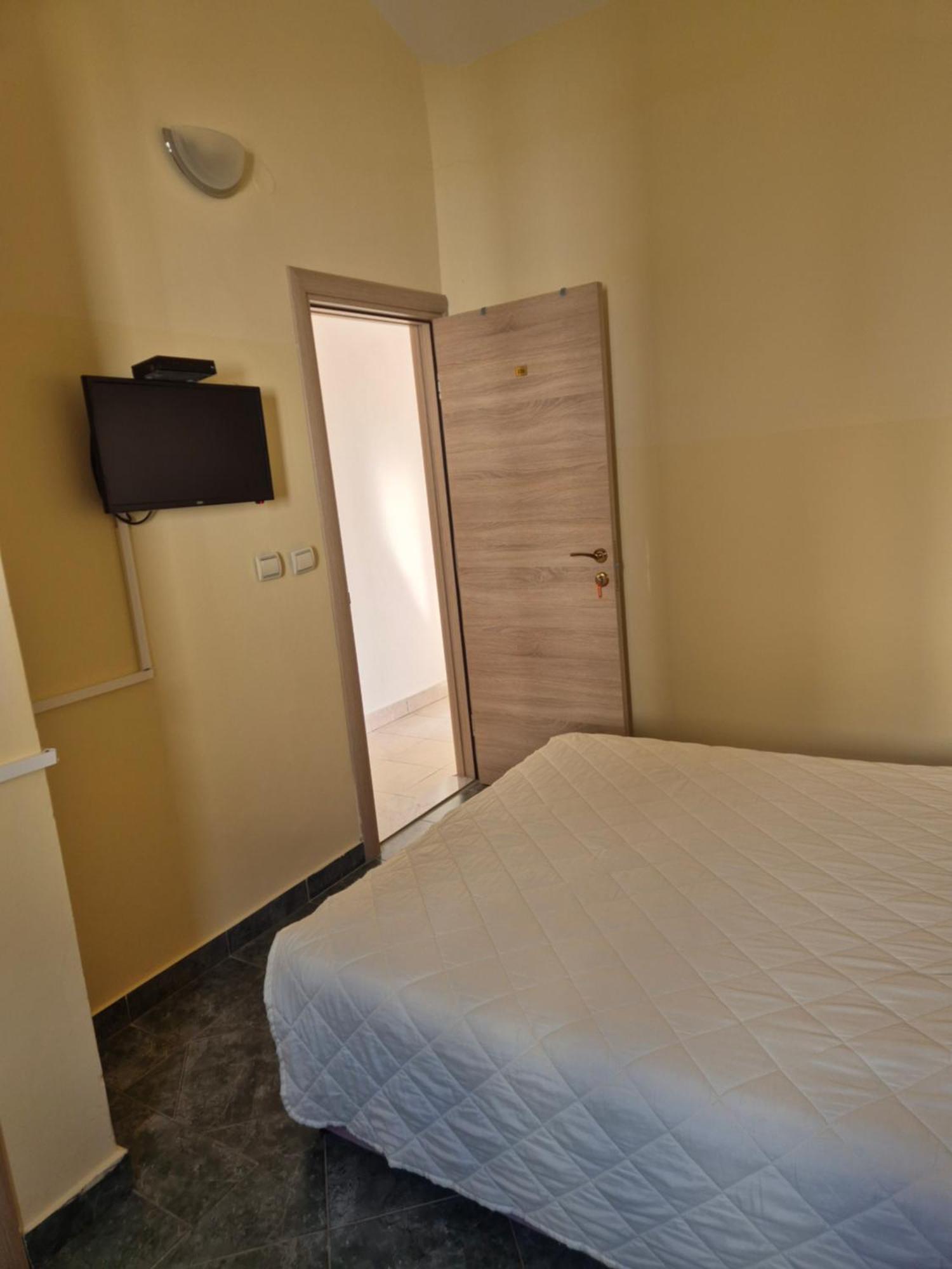 Mali Milocer Bay Accommodation Sveti Stefan Zimmer foto