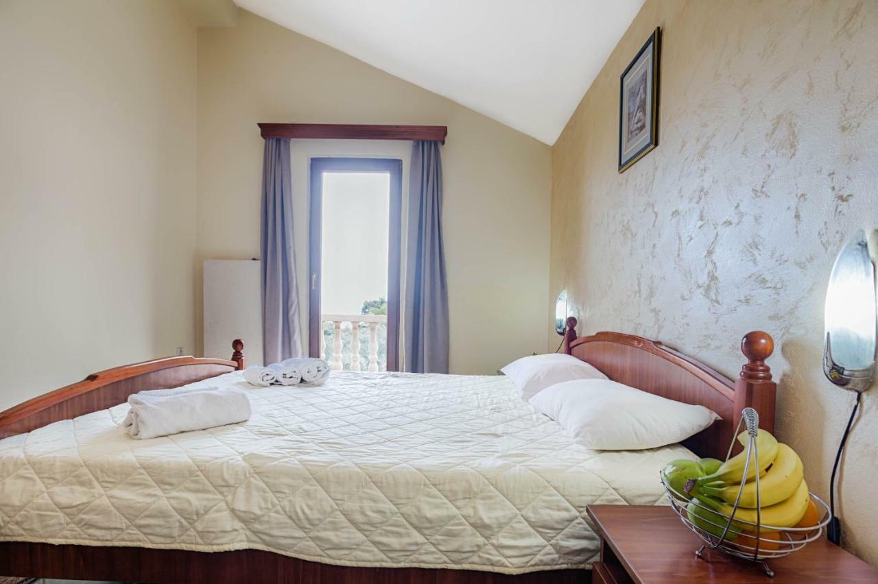 Mali Milocer Bay Accommodation Sveti Stefan Exterior foto