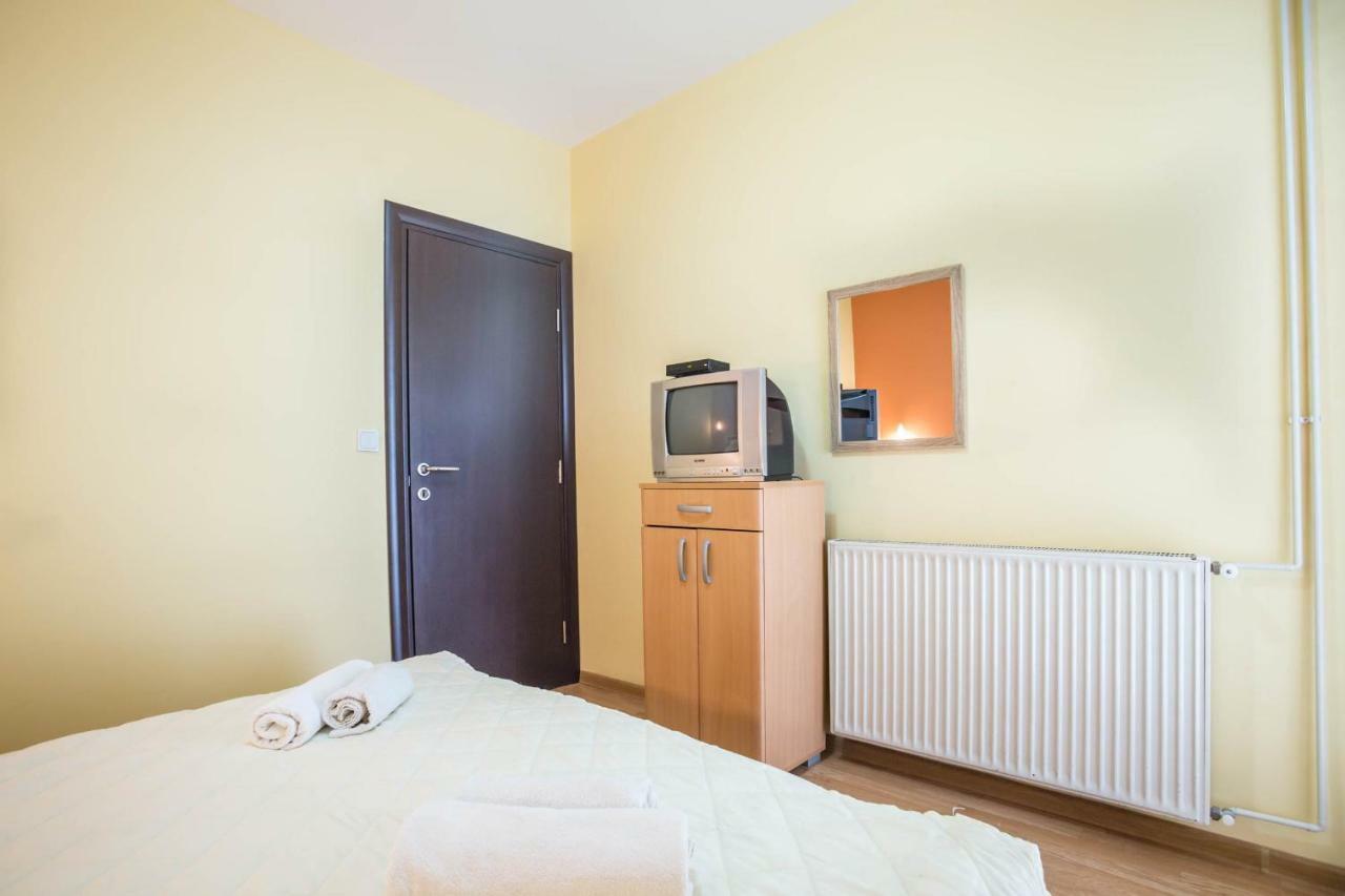 Mali Milocer Bay Accommodation Sveti Stefan Exterior foto